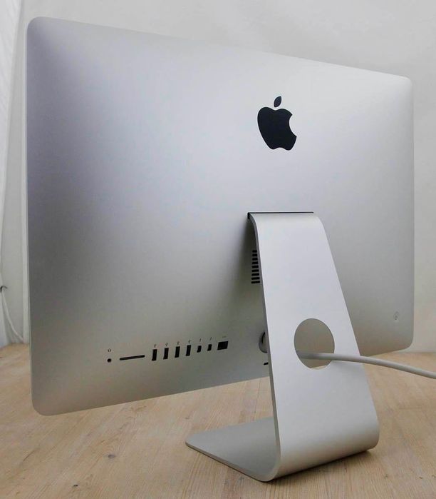 Apple iMac 21.5" – настолен компютър