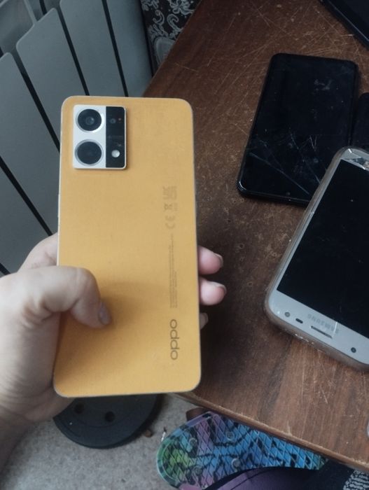 Продам телефоны  нерабочие