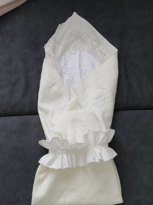 Продам конверт на выписку.