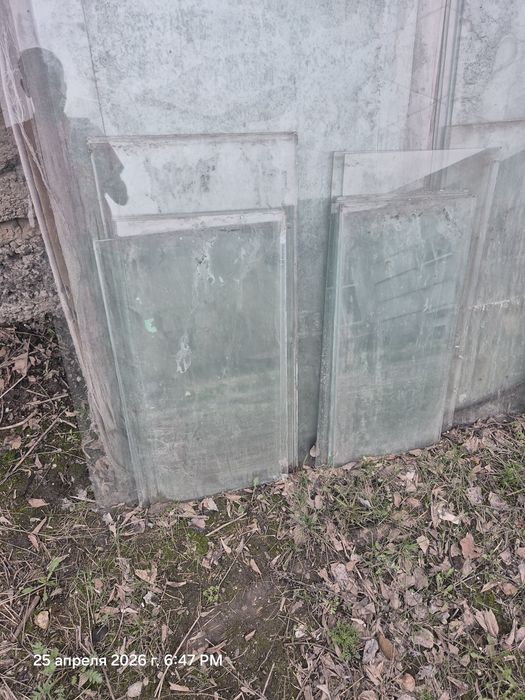 Продам оконные стекла , для рам или теплицы