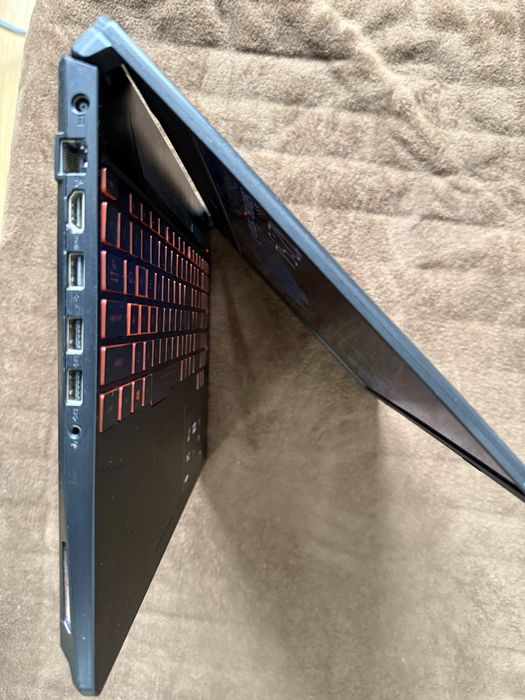 Asus TUF Gaming FX505DT - Ryzen 5 3550H