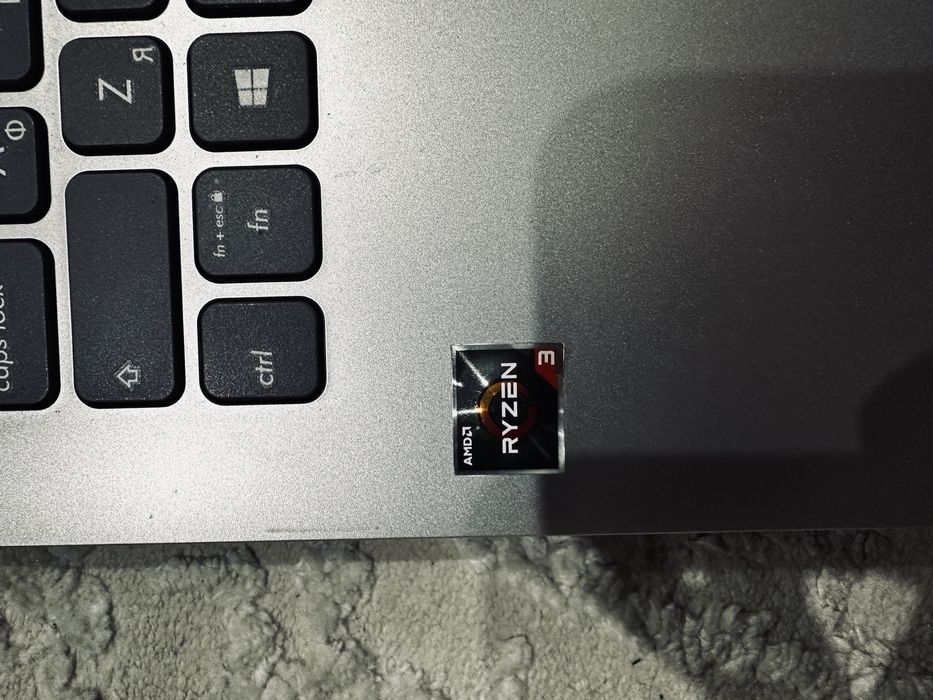 Продам ноутбук ASUS VivoBook 15 M509DA