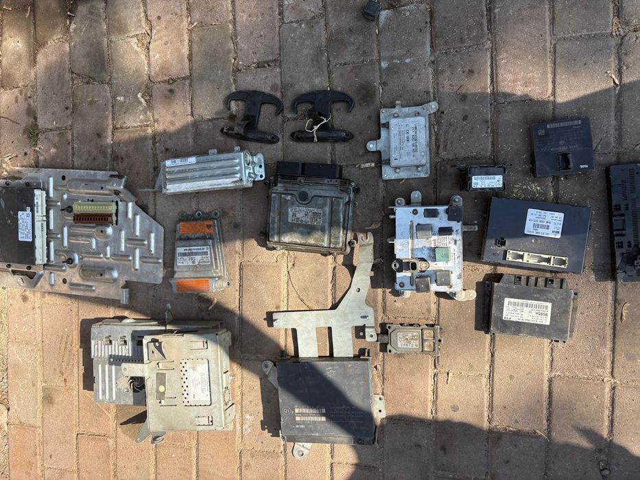 Запчасти Мерседес 221