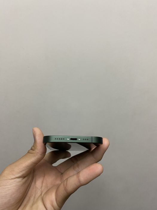 iphone 13/айфон13 256гб продам обмнн