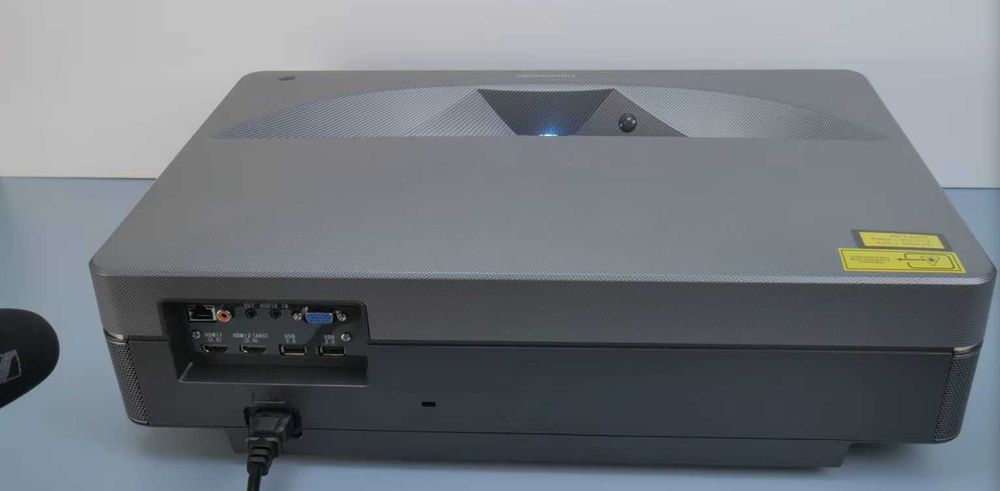 UST Проектор CHiQ V8S 4K UHD- 80-150"