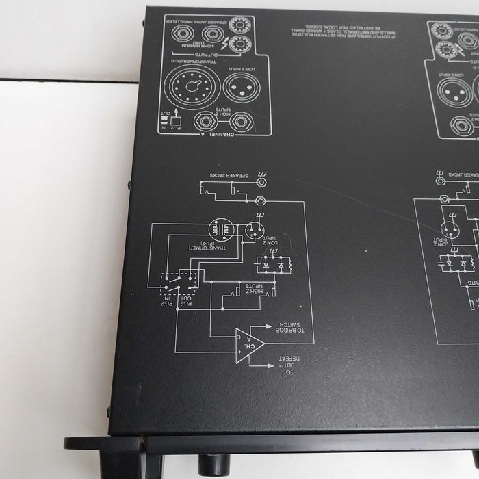 НАЙ ДОБРАТА ОФЕРТА  Стъпало/Усилвател Peavey CS-400 / Made in USA