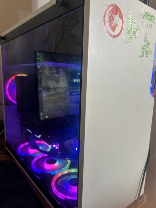 ASROCK Гейминг Компютър