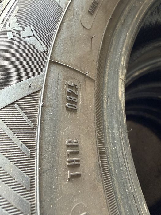 215/60/16 GoodYear 4бр дот25