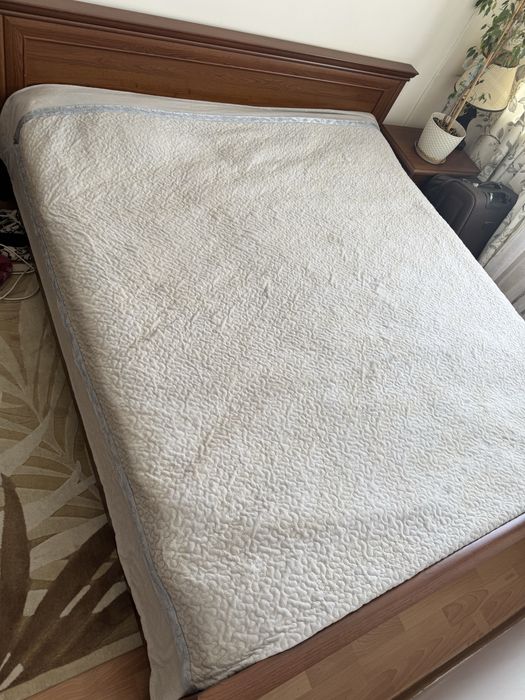 Кровать двуспальная б/у