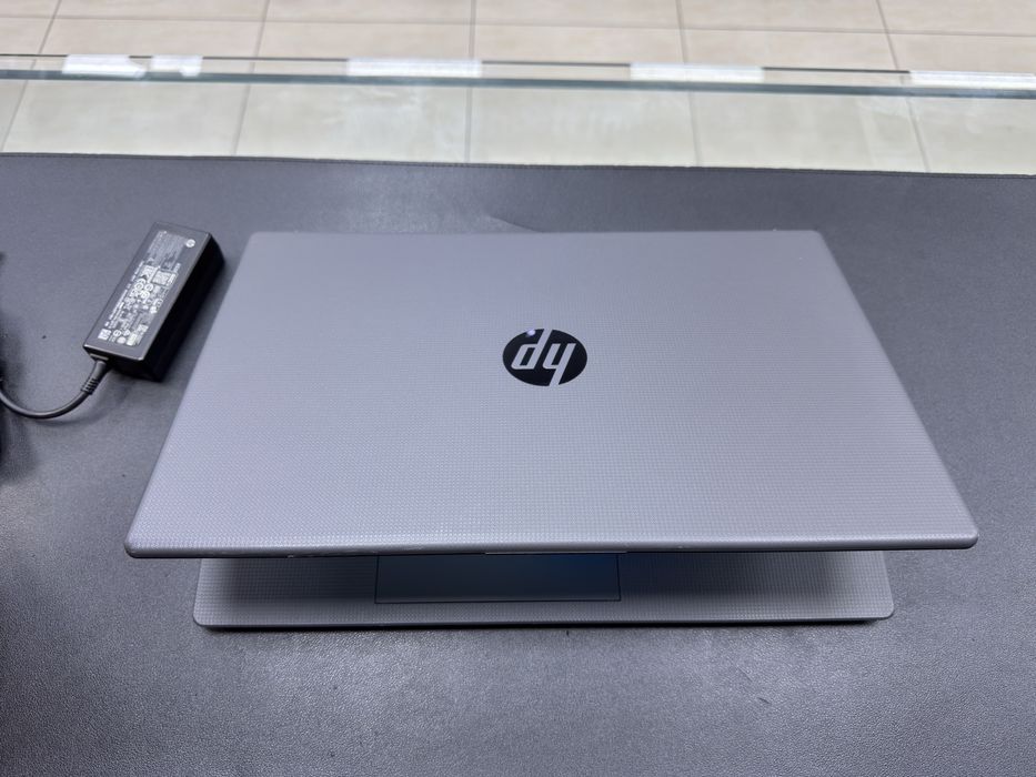 Hp G10 250 4-Kun ishlagan Ryzen 7 7730U Ozu-16gb Ssd-512gb iPS ideal