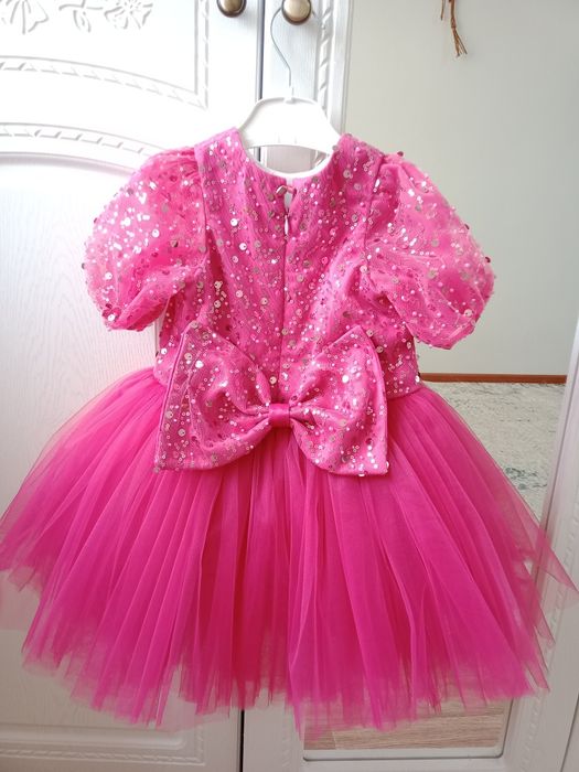 Продается платье детское