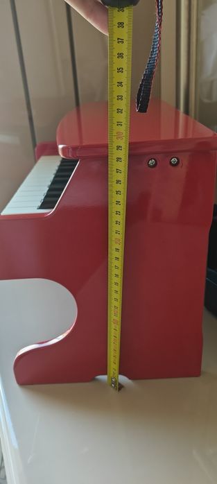 Детско дървено пиано