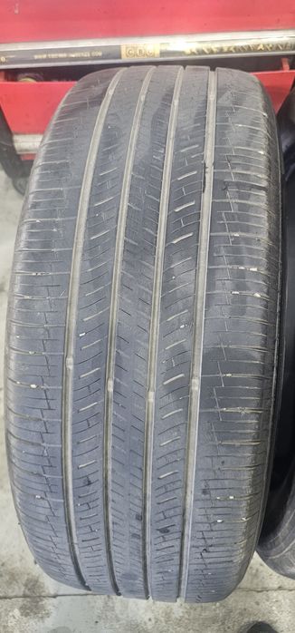 Продам 2 шины nexen