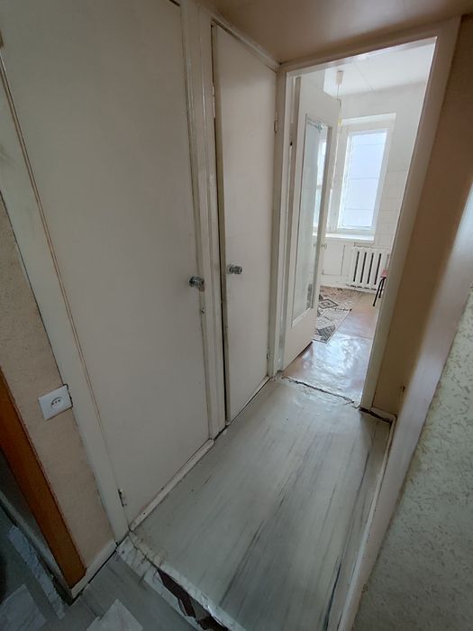 Продам 2-комн (5-23, 4 эт)