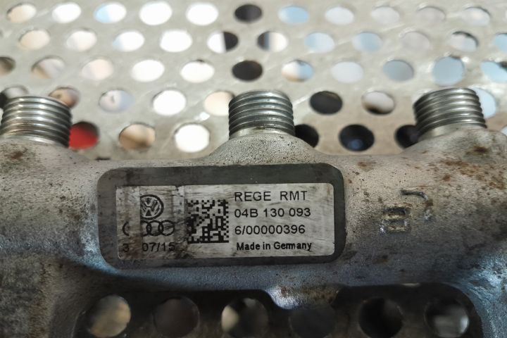 Rampa injectoare 04B130093 Seat Ibiza a 4-a generatie