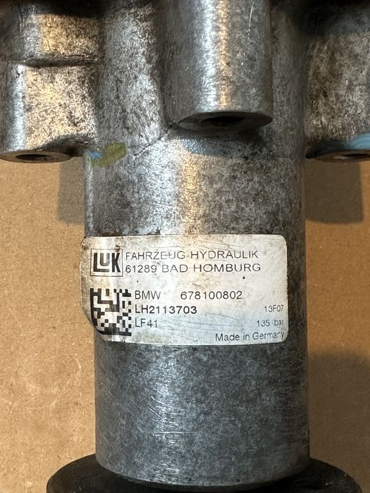 Pompa servo BMW X5 E70, X6 E71 : 6781008