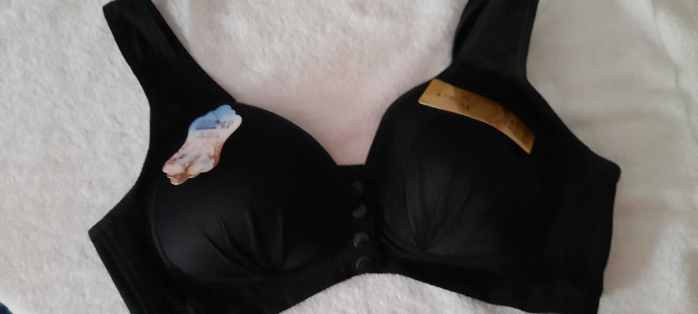 Продавам сутиени