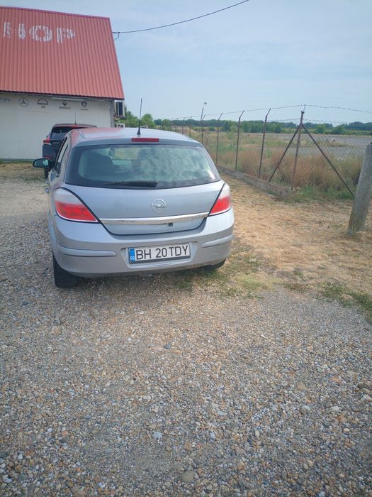 OPEL Astra 2005 — imagine 4
