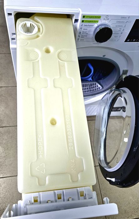 Сушилня Beko DH9519GU Термопомпа 9 кг Клас А+++ 15 програми HygieneShield, UV Hygienic Drying,