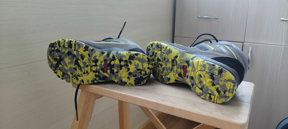 Ботинки Adidas Terex 34-35 размер