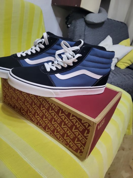 Sneakers Vans nr. 45 NOI