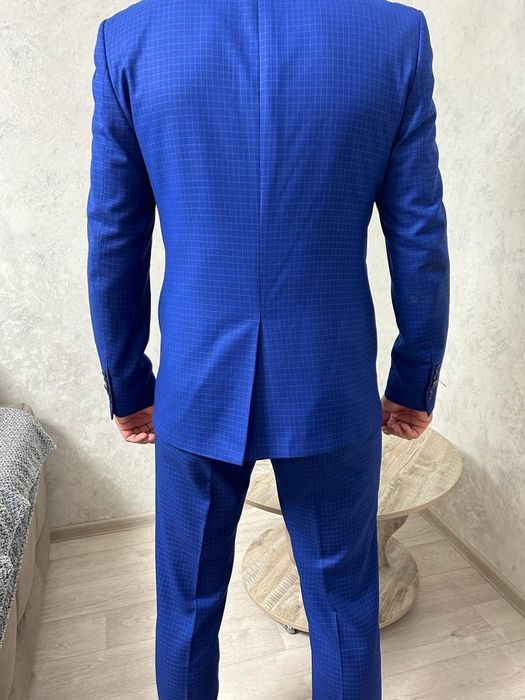 Продам костюм Ramzotti