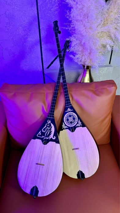 Продам домбыра ,чехол