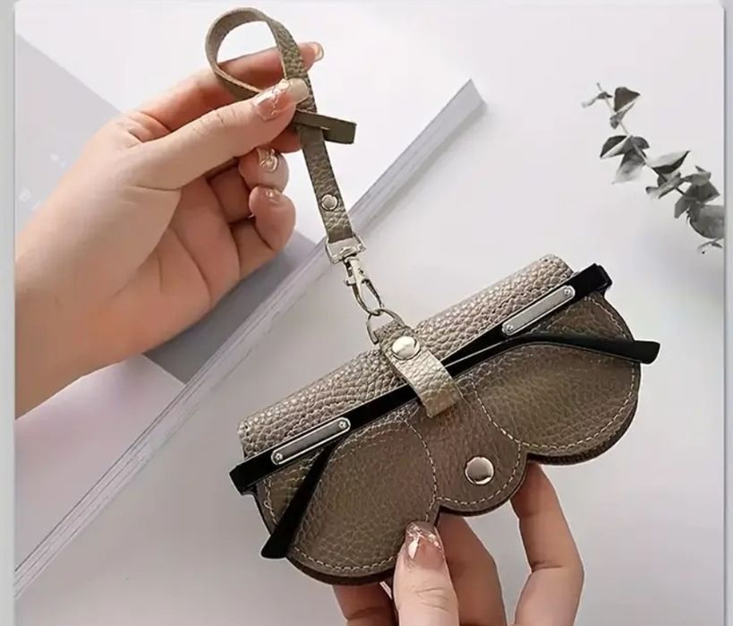 Чехол для очков.