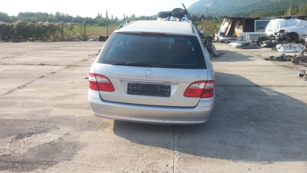 Mercedes E Klass Avangarde 280 CDI  2005 Година  На Части Мерцедес