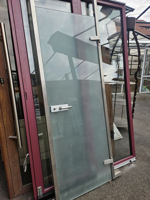 Врата за баня или офис