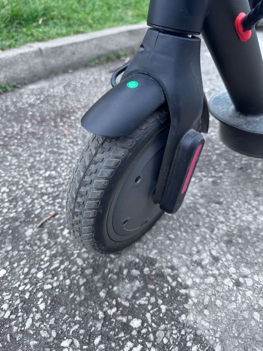 Електрическа тротинетка/скутер E9