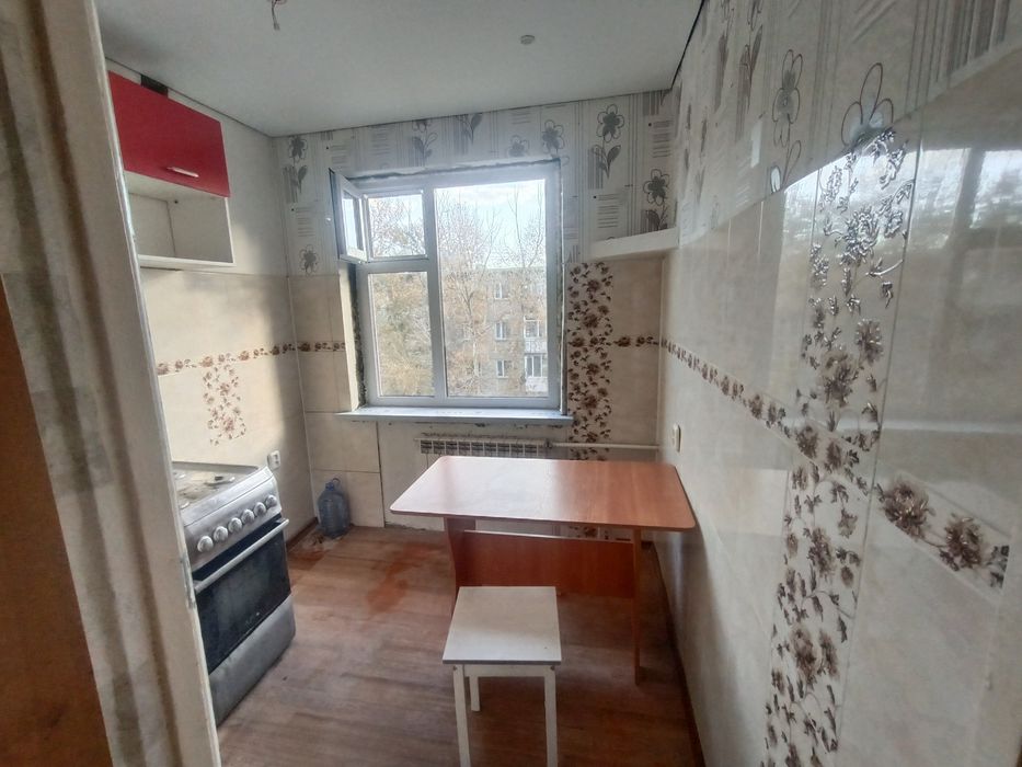 1 комнатная квартира на долги срок