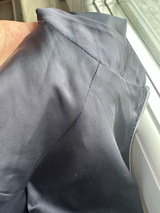 Geaca bomber, albastra in stare foarte buna