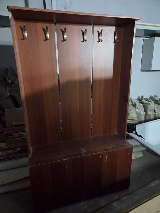 Пподается прихожка