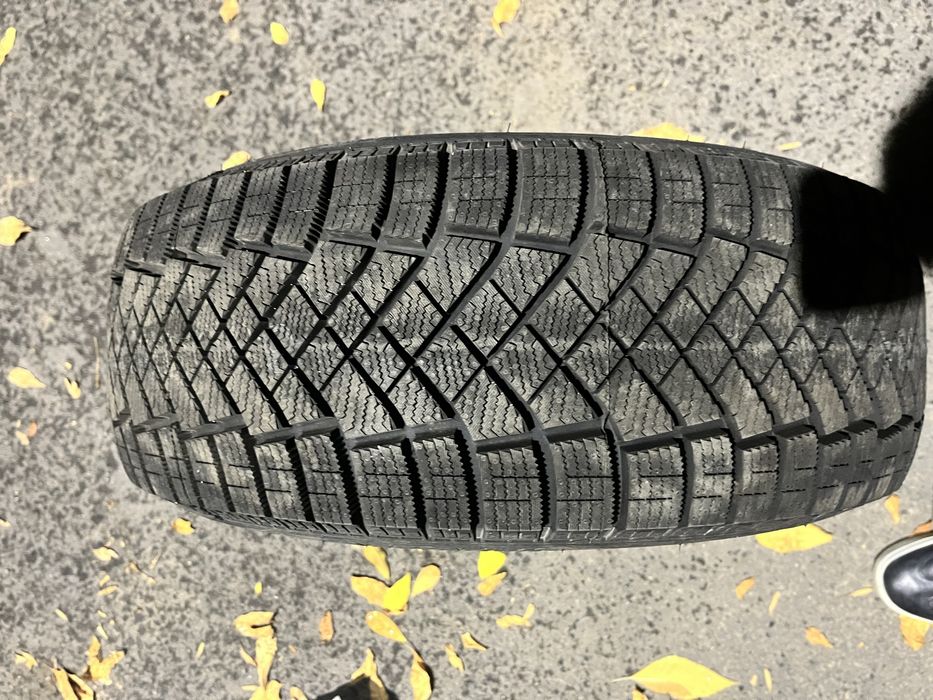 Продам шины Pirelli