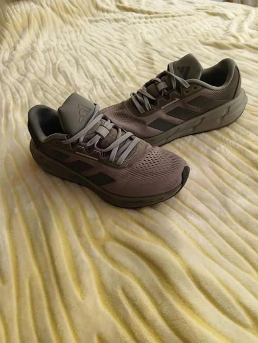 Маратонки за бягане  Adidas Questar 3