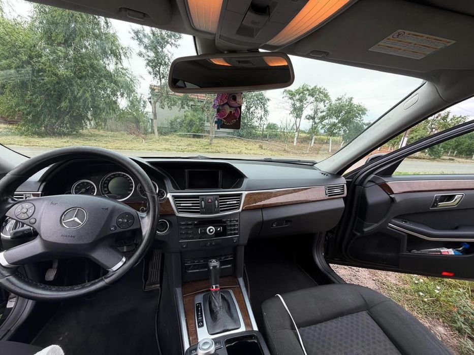 Vand mercedes e220cdi