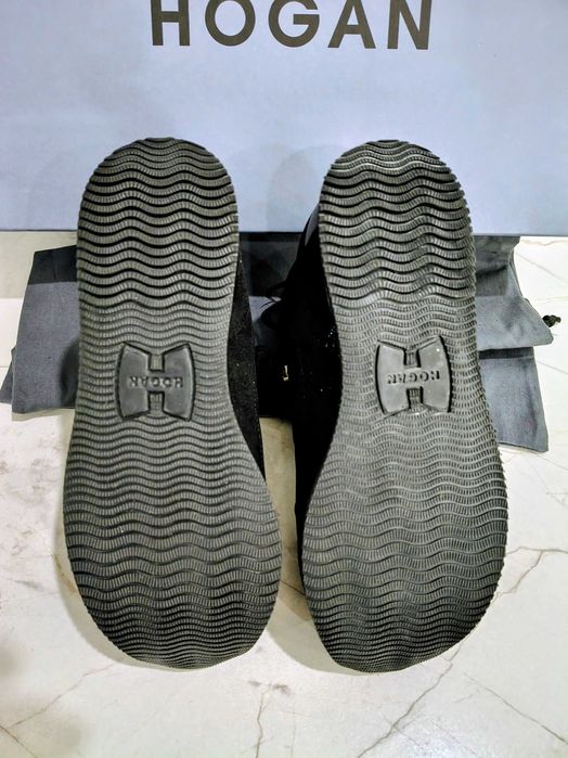 Продам ботинки Hogan