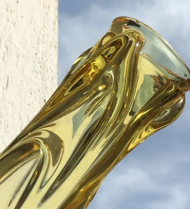 Ваза от духано стъкло