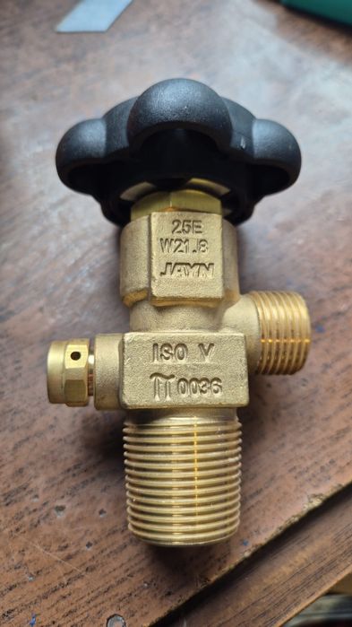 Robineti dioxid ce carbon