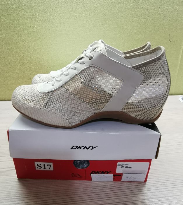 Дамски обувки DKNY