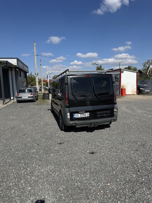 RENAULT Trafic 2006 — imagine 2