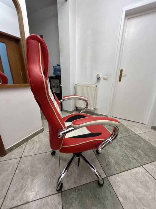 Scaun Ferrari Kring