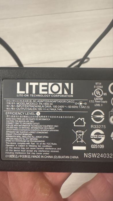 Incarcator laptop Dell, etc