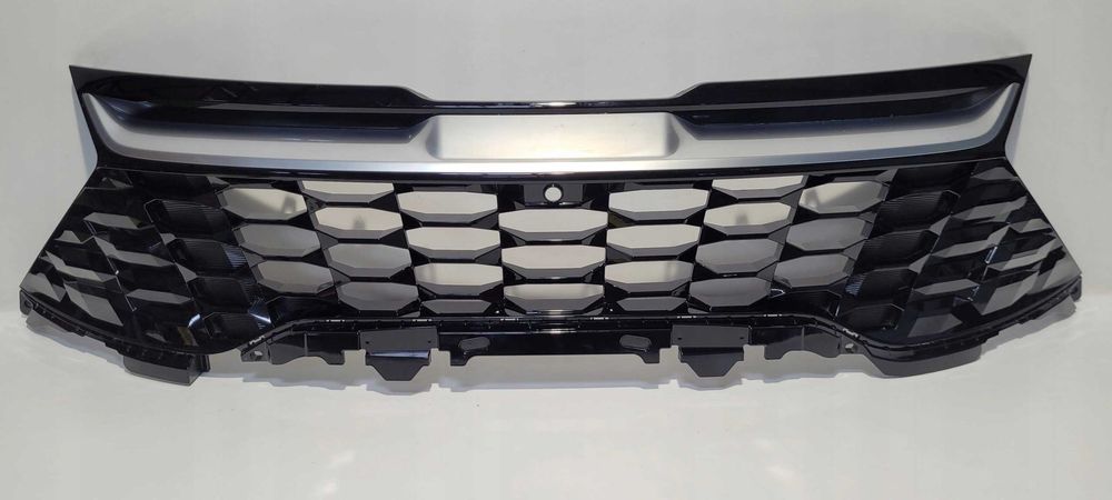 Решетка радиатора Kia Sportage 5 (21-24г)86350P1000;86351P1EA0