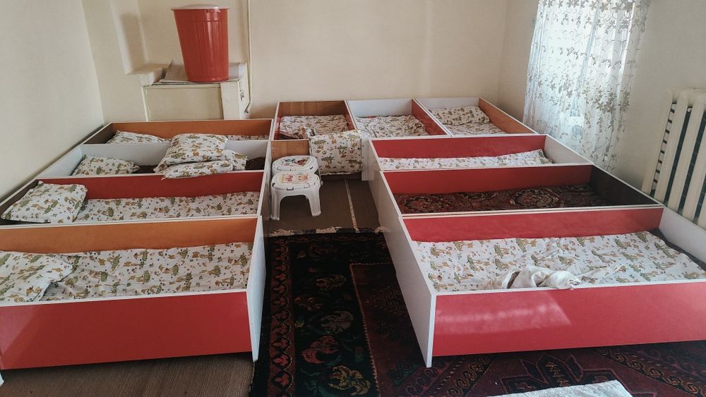 Shkaf va divanchala sotiladiii narxi 120mingdan