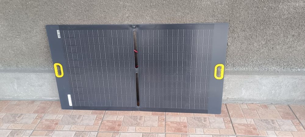 Солнечная панель для отдыха рыбалка и охота.