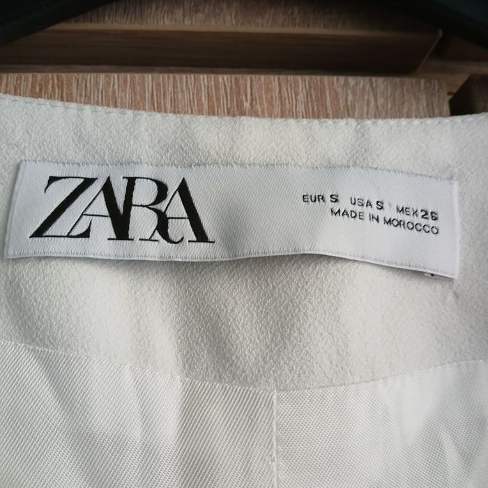 Vesta alba  lunga Zara, S