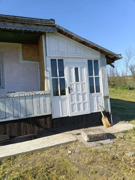 PROPRIETAR - 3250mp Teren, Casă Românești (Iași) - Apă și Canalizare ÎN CASĂ și pe Terasă
