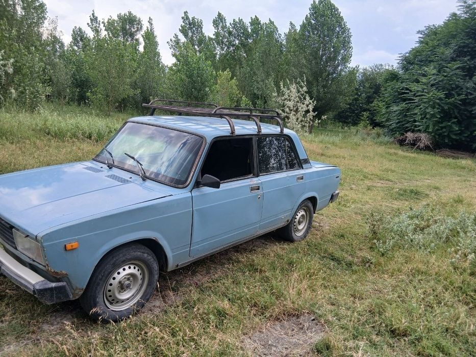 Lada jiguli 2105